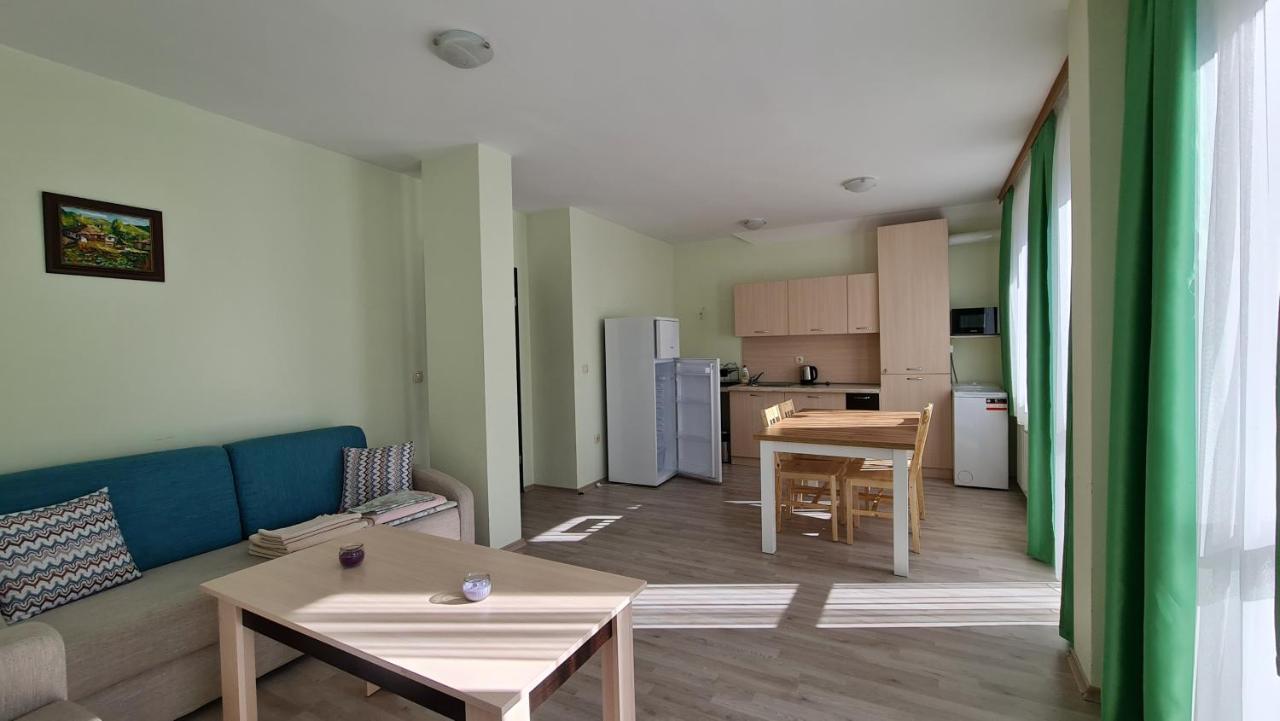 Iglika 2 Cozy Flat "The Top" โบโรเวทส์ ภายนอก รูปภาพ