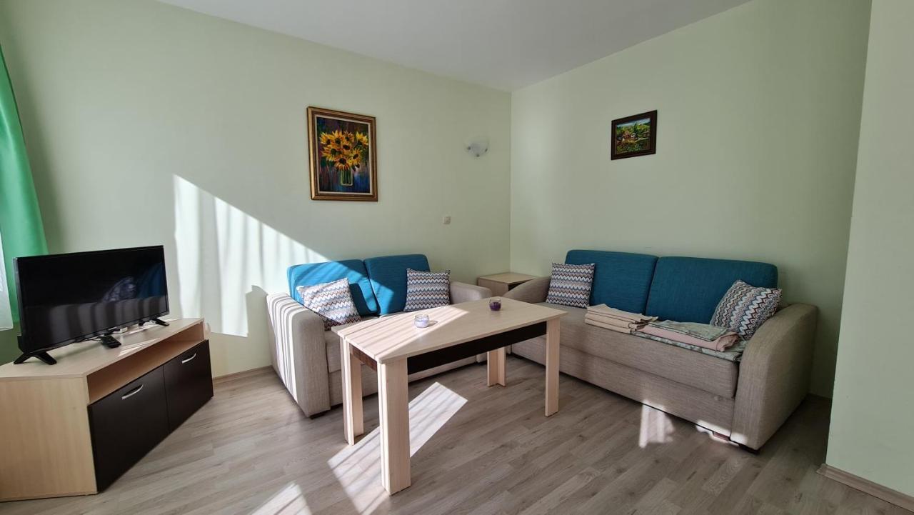 Iglika 2 Cozy Flat "The Top" โบโรเวทส์ ภายนอก รูปภาพ