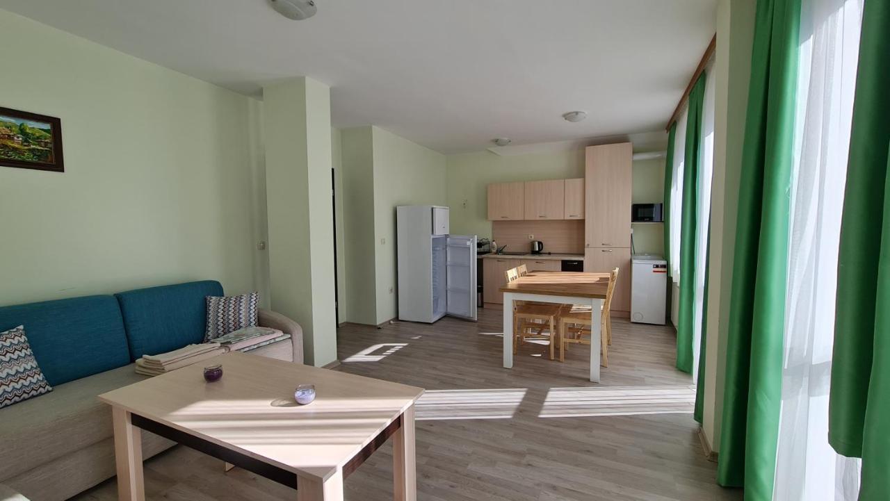 Iglika 2 Cozy Flat "The Top" โบโรเวทส์ ภายนอก รูปภาพ